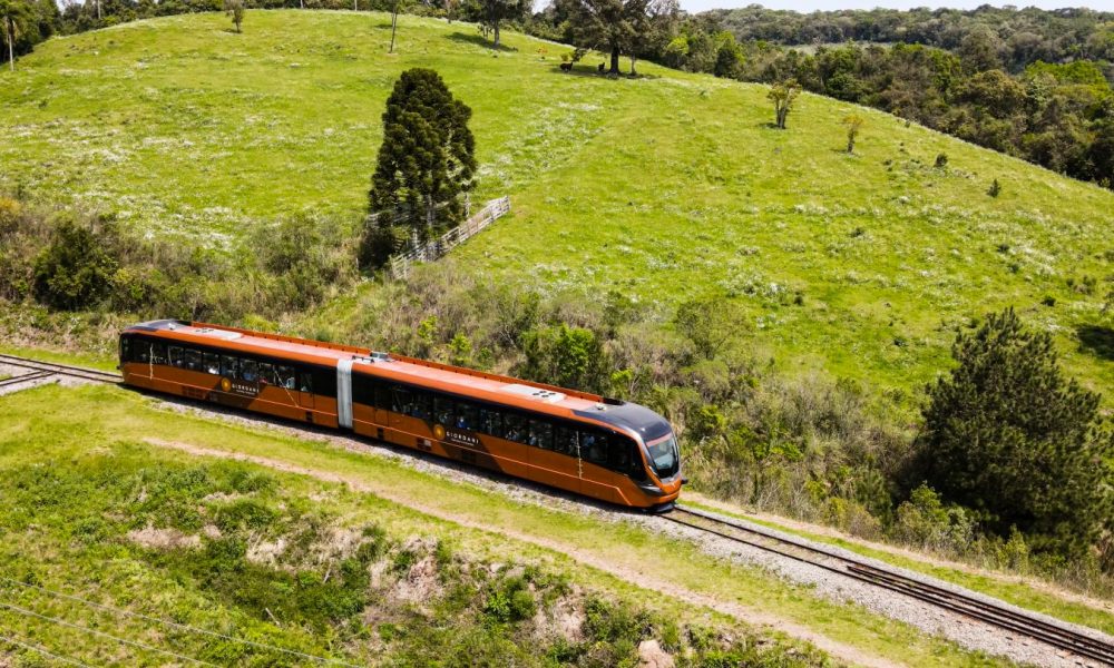 Expansão do Ramal Guapimirim: VLT 'Prosper' da Marcopolo é a aposta para 2026